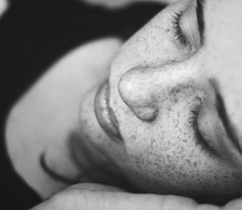 Oura Ring 3 vs Biostrap Kairos: Which Sleep Tracker is Better?