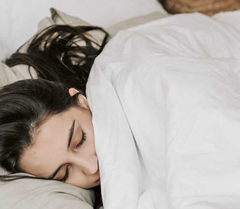 Best Relaxation Techniques for Sleep in 2025 - Pulsetto
